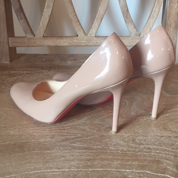Christian Louboutin nude patent pumps 39.5 - Picture 3 of 6